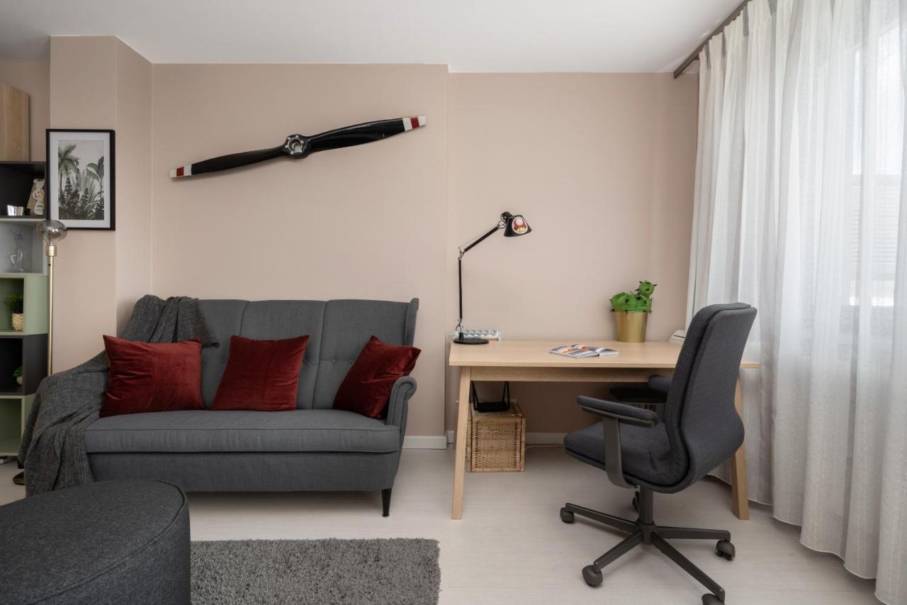 Wroclaw Dabie Silver By Renters Eksteriør bilde