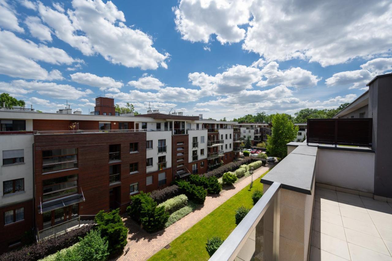 Wroclaw Dabie Silver By Renters Eksteriør bilde
